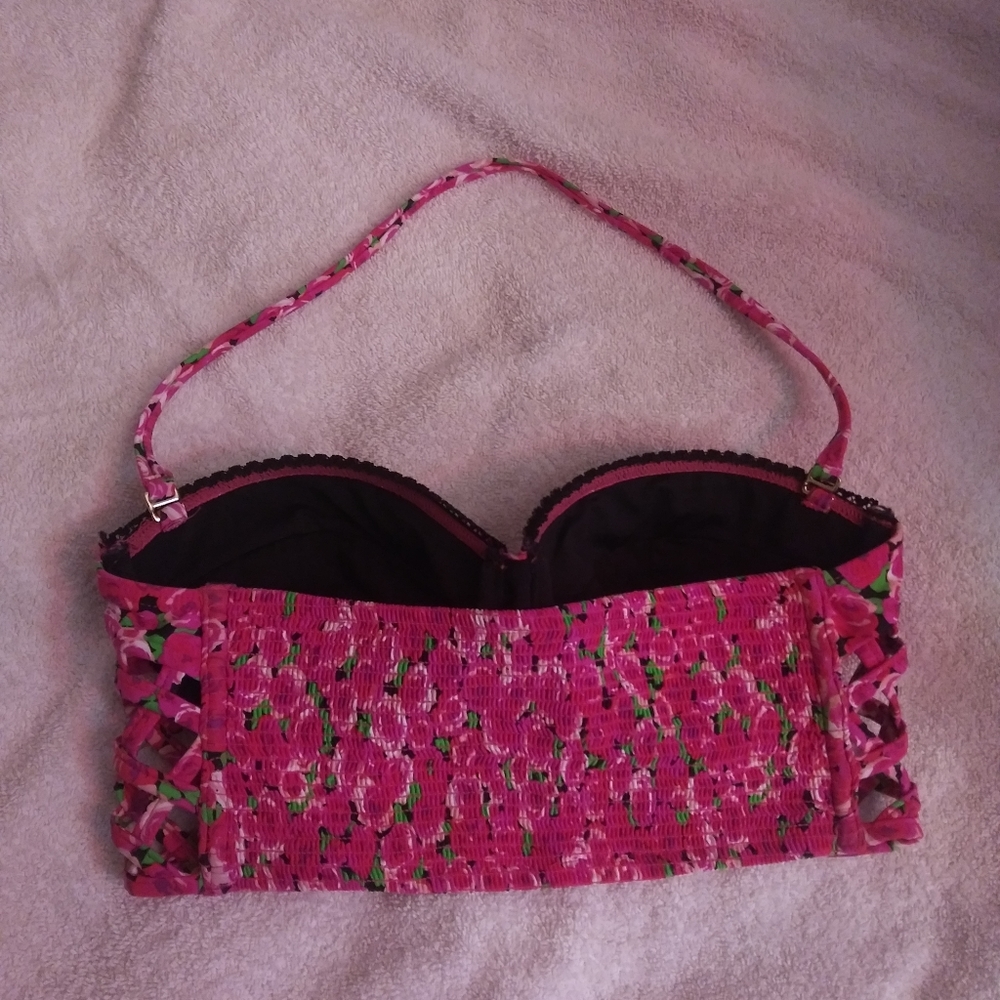 Betsey Johnson swim top! - Picture 2 of 2
